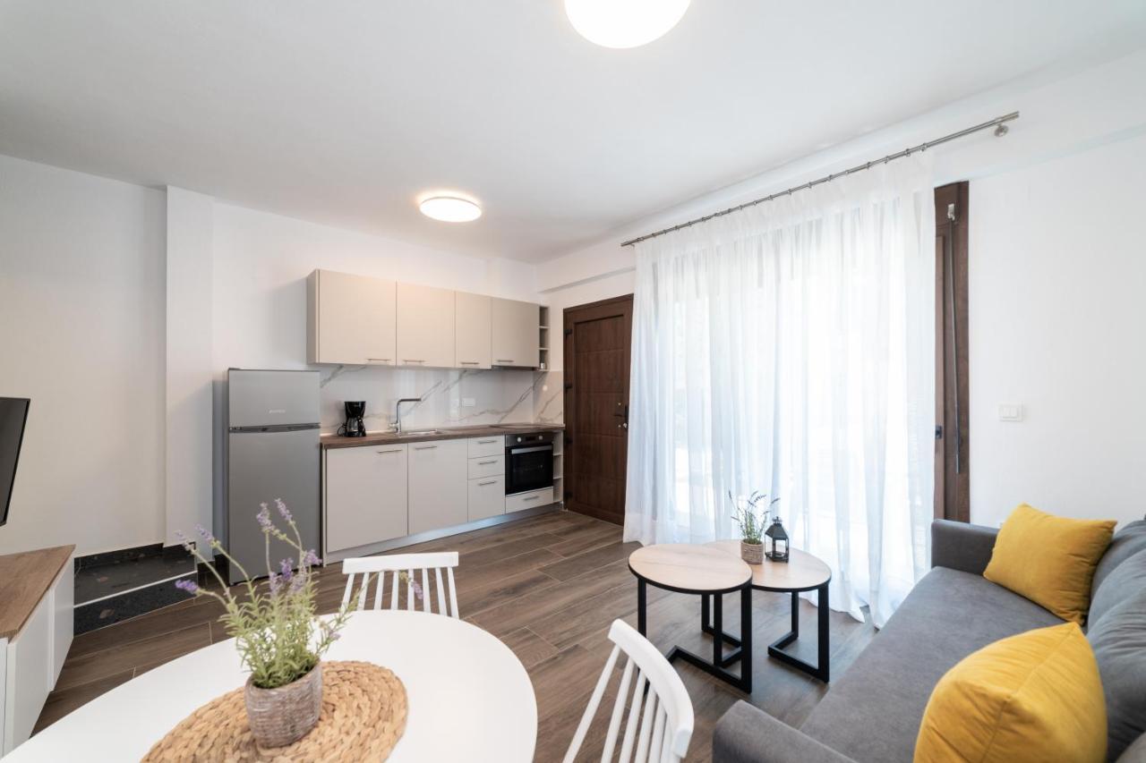 Argilos & Argilos Deluxe Residential Complexes * Ofrinion
