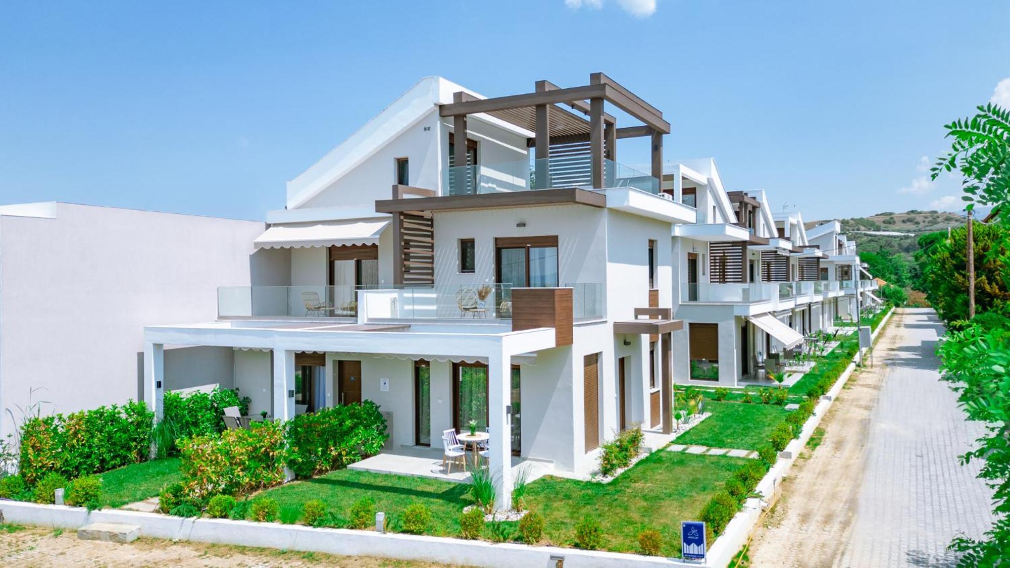 Argilos & Argilos Deluxe Residential Complexes Apartment Ofrinion